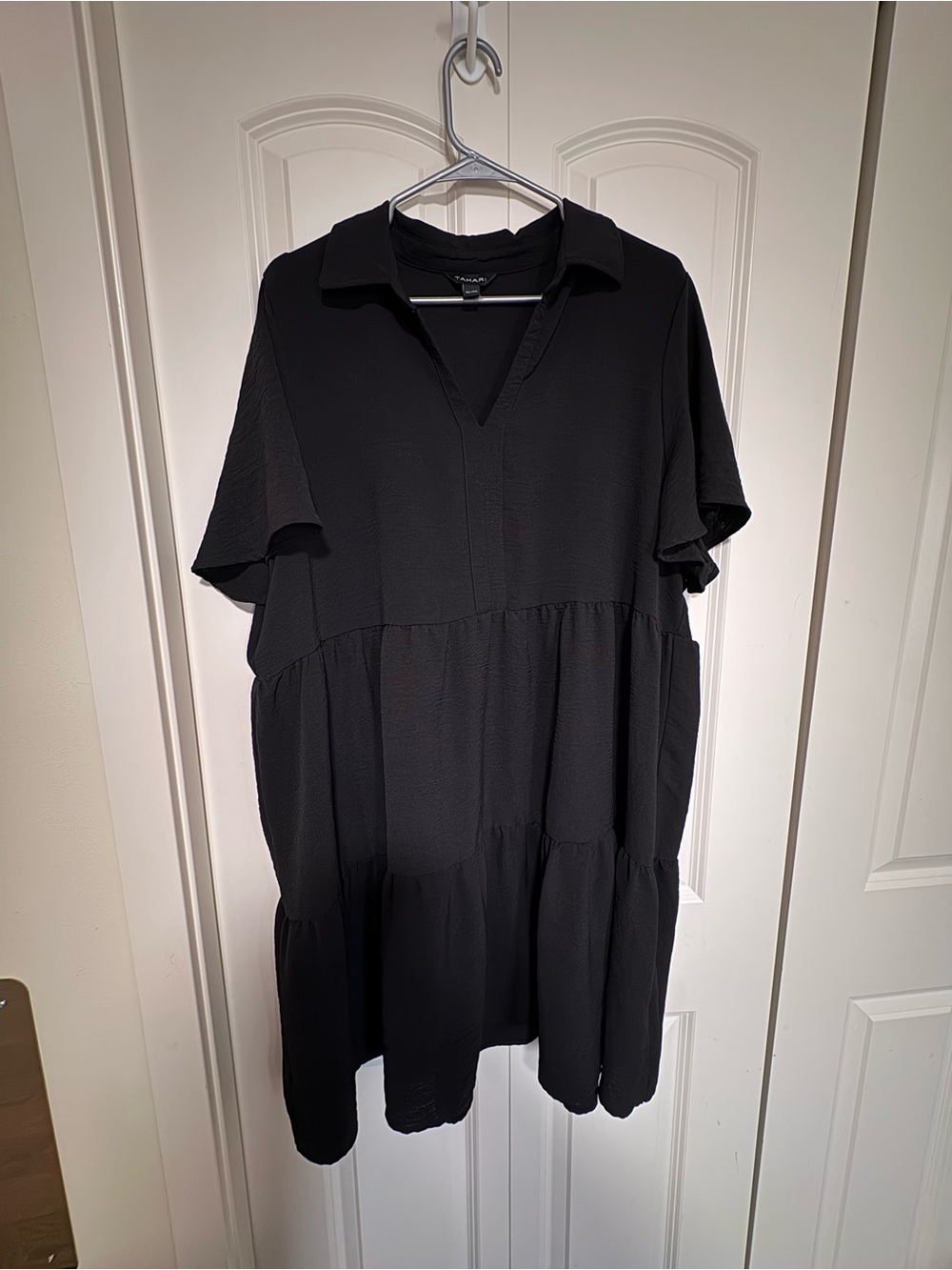 Tahari Black Short-Sleeve Tiered Collared Dress